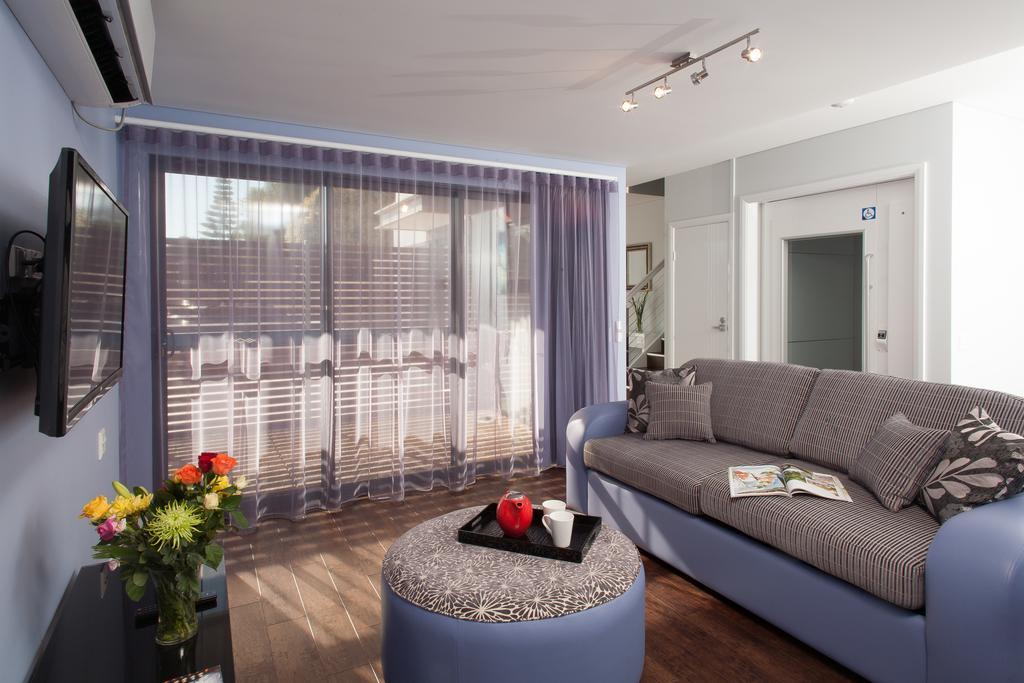 Villa Albany Waves Extérieur photo